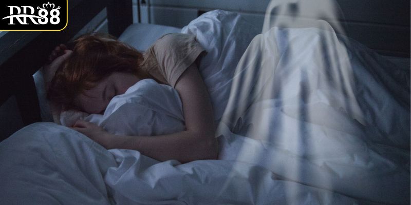 cac-con-so-gan-lien-voi-nam-mo-thay-nguoi-chet