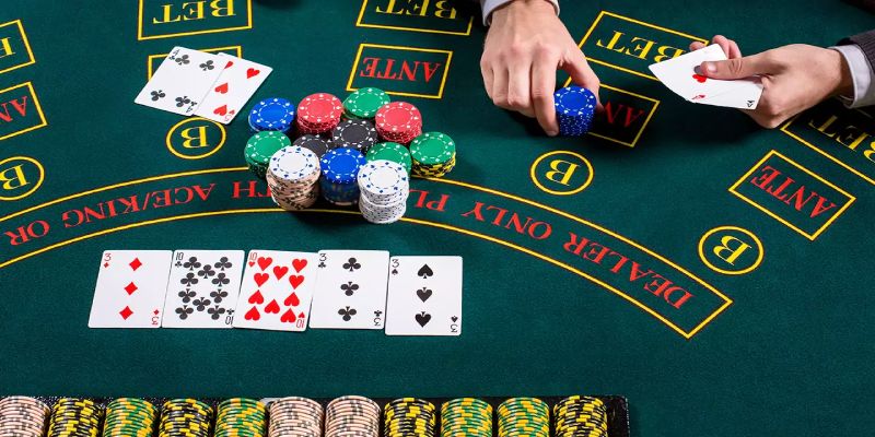Thuật Ngữ Poker - Giải Mã Các Khái Niệm Cơ Bản Trong Game Tìm hiểu khái niệm thuật ngữ Poker